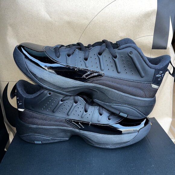 NEW Nike Jordan Max Aura 7 HQ2091 001 Triple Black Anthracite Men\'s Size 12 main image 8